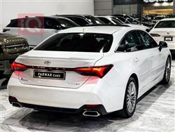 تويوتا أفالون